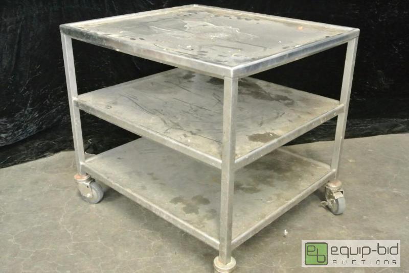 lot 1487 image: 3 Tier All Stainless Equipment Stand on Casters