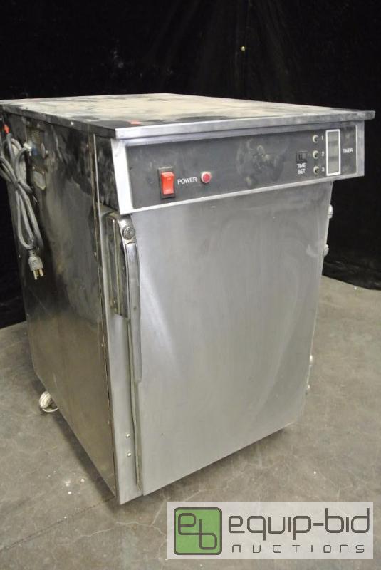 lot 1506 image: Wells Full Size Heated Holding Cabinet With Doors on Both Sides on Caster