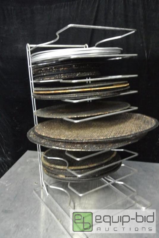 lot 1507 image: Lot of Pizza Pans with Pan Rack