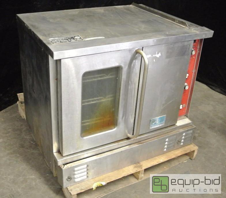 lot 1528 image: Southbend Natural Gas Full Size Convection Oven