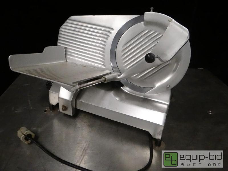 lot 1595 image: Global Counter Top MeatCheese Slicer