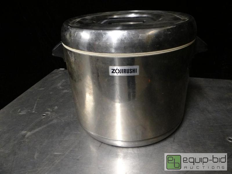 lot 1597 image: Zojirushi Insulated Rice Container