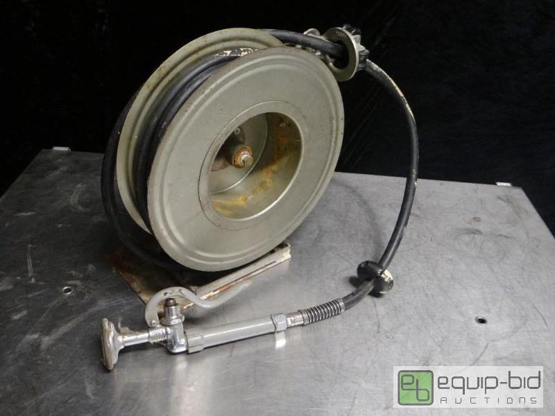 lot 7275 image: Reel Kleen Wall Mount Hose Reel System