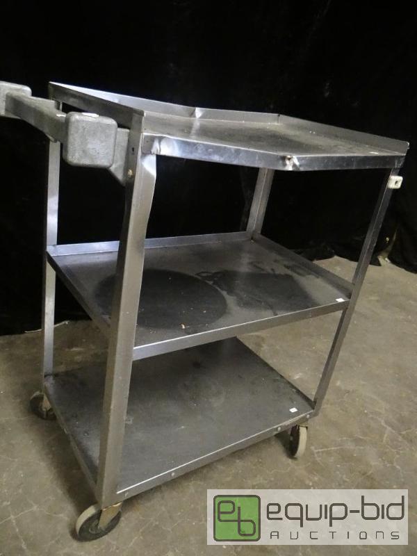 lot 7298 image: 3 Tier Rolling Cart