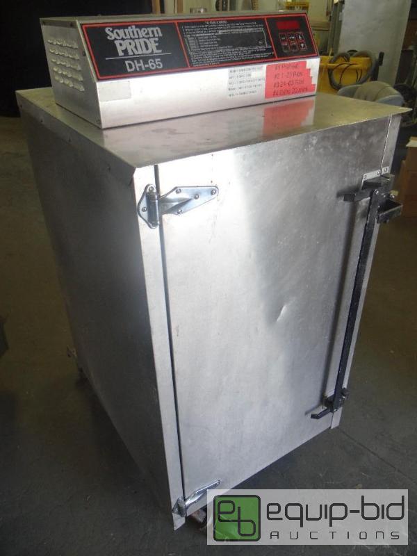 lot 7340 image: Southern Pride Electric Smoker