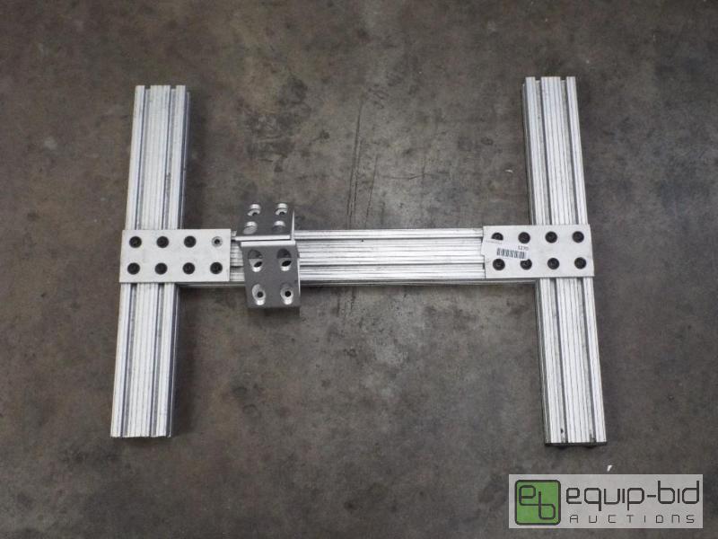 lot 1270 image: 80-20 Aluminum Structure   21&quot x 26&quot...