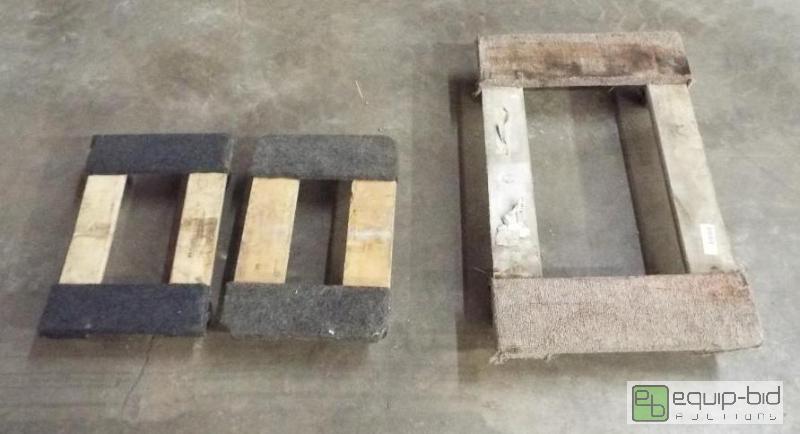 lot 1271 image: Lot of Furniture Dollys&nbsp   Large one is...