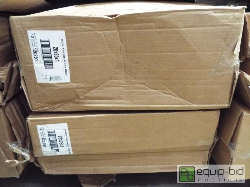 lot 1319 image: 20 x 25 x 1 Fiberglass Air Filters   Qty 2 Bo...