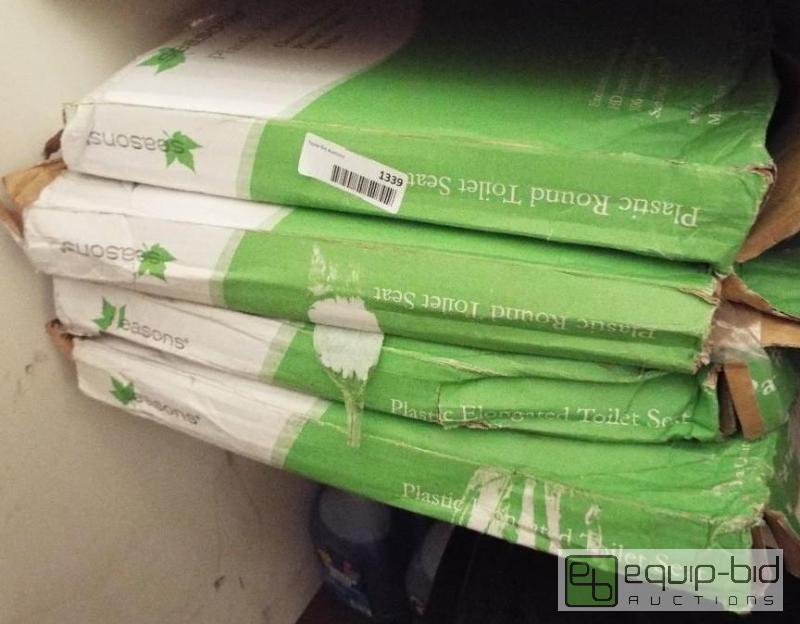 lot 1339 image: Seasons Plastic Round Toilet Seat Lot&nbsp ...