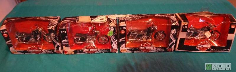 lot 127 image: (4) Harley Davidson Motorcycle Collectibles