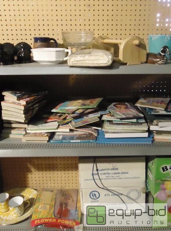 lot 183 image: 3 Store Shelves of Knick Knacks