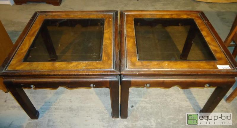 lot 29 image: Pair of End Tables with Glass