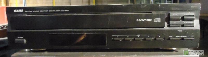 lot 48 image: Yamaha CD Player