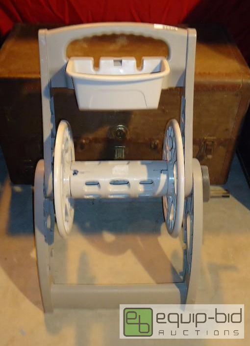 lot 84 image: Hose Reel
