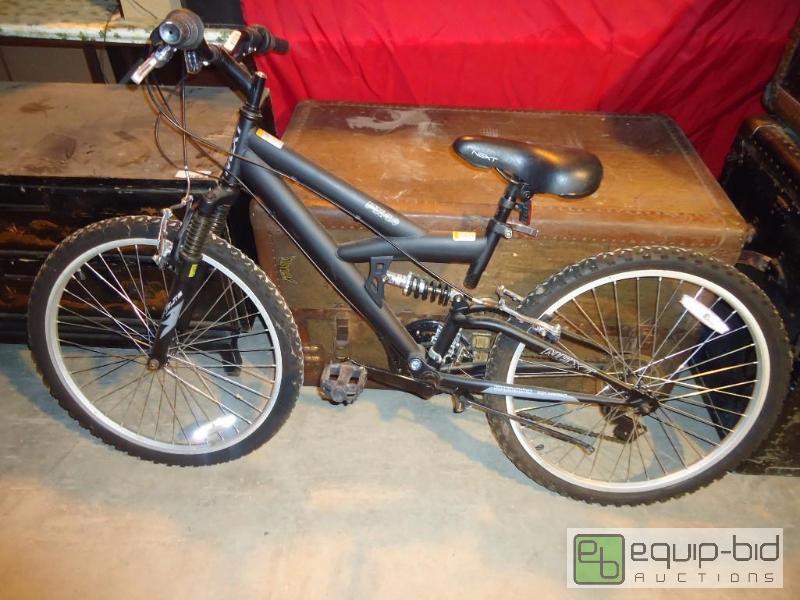 lot 85 image: Dirt Bike Mountain Bike