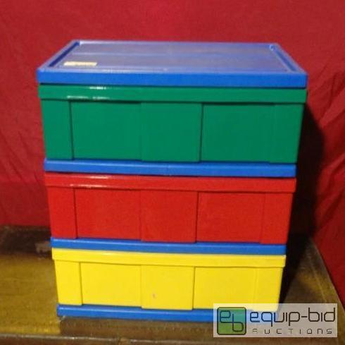 lot 96 image: Multi Colored Kids Storage