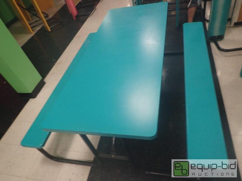 lot 1135 image: Teal Seating Bech Table