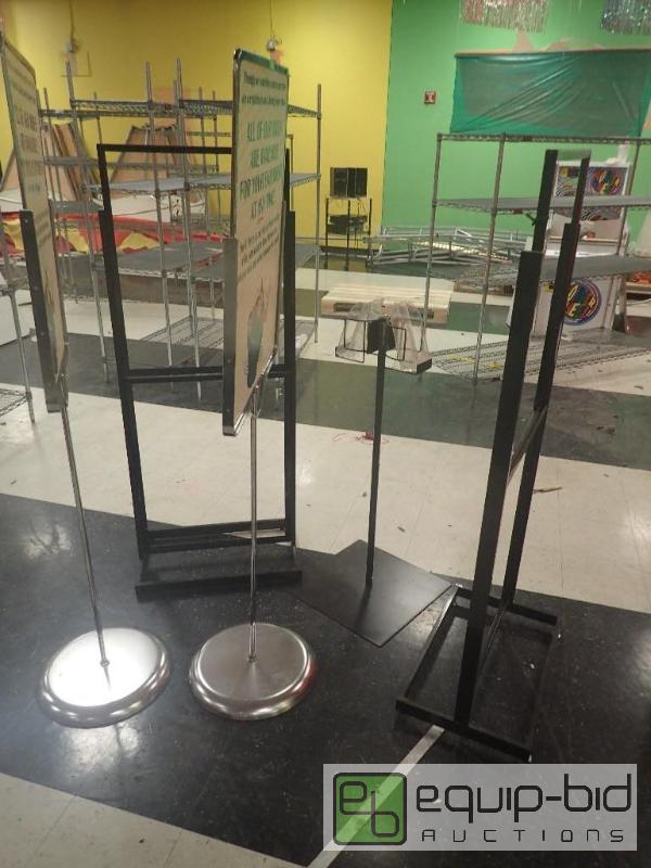 lot 1155 image: Lot of Standing Display Uprights