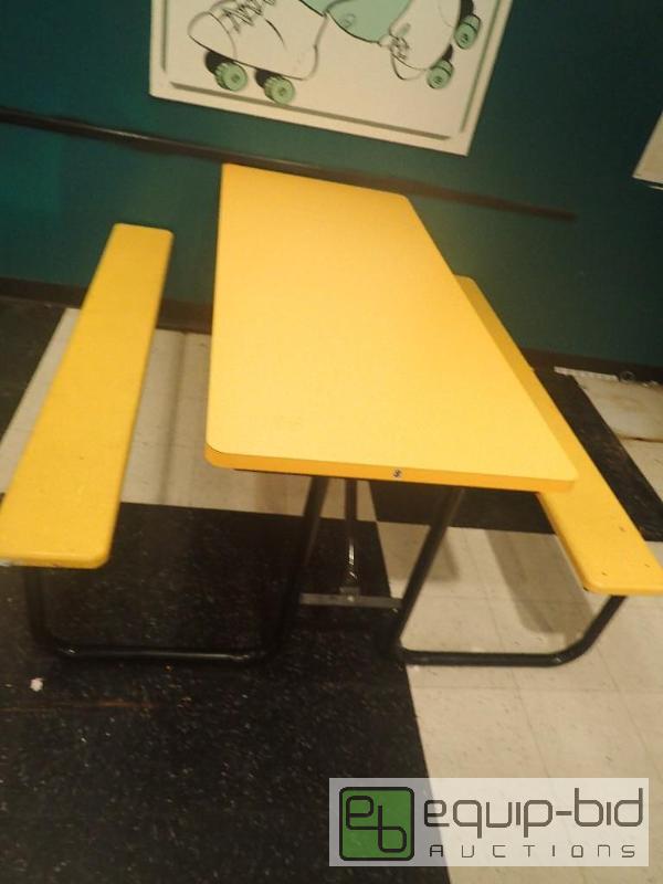 lot 2083 image: Yellow Seating Bench Table