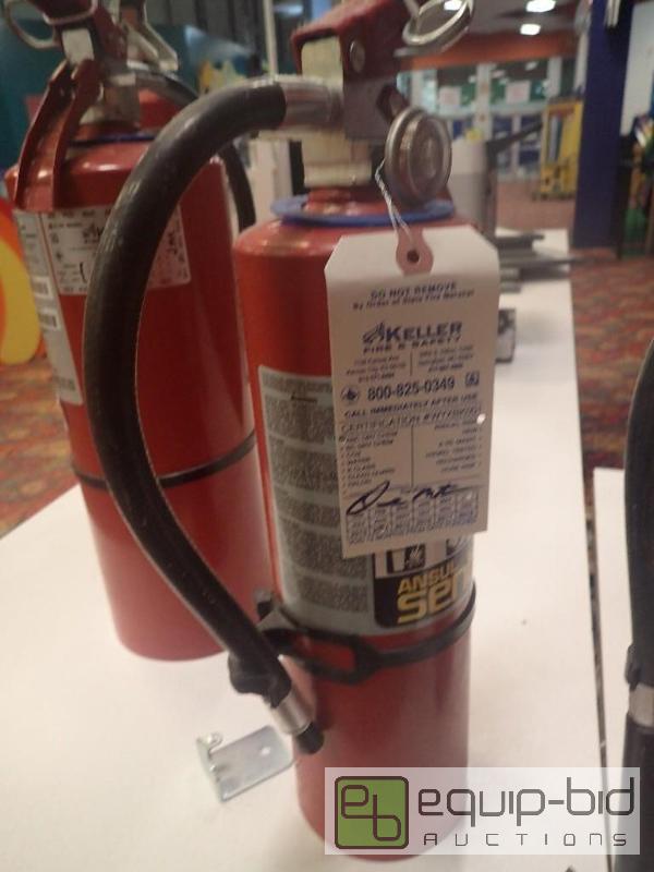 lot 2094 image: Dry Chemical Fire Extinguisher