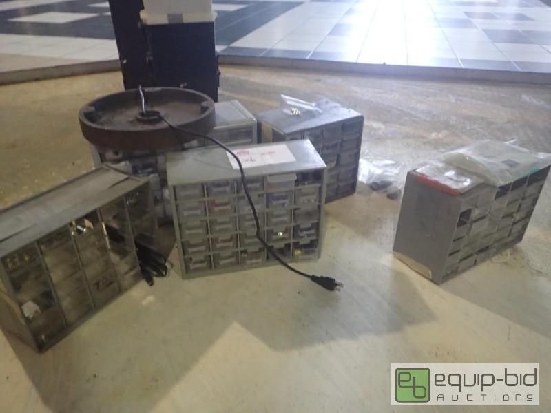 lot 2101 image: Lot of OrganizersDividers