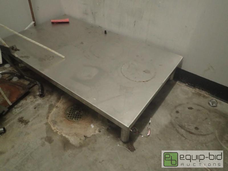 lot 2167 image: Stainless Dunnage Rack