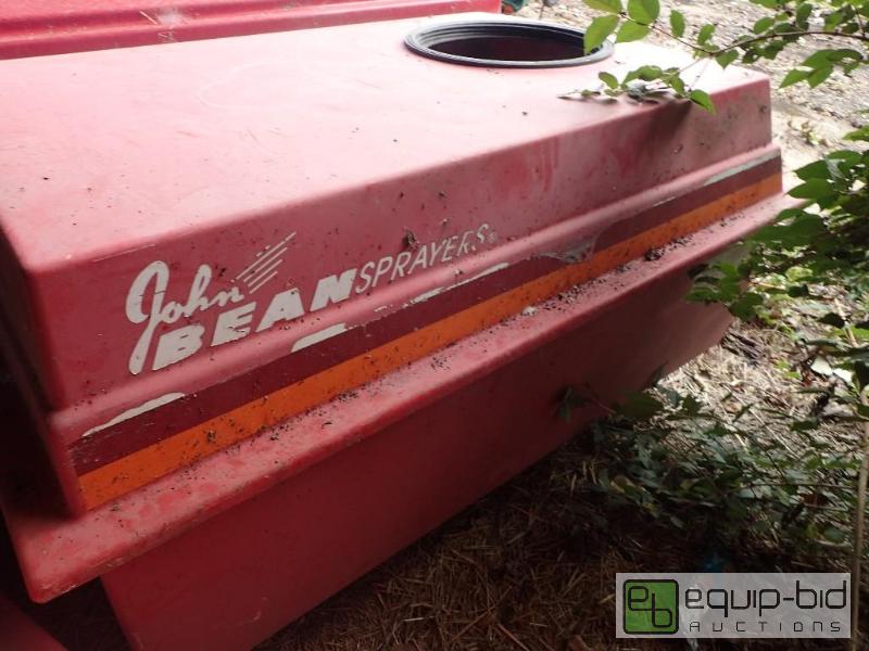 lot 73 image: 300 Gal John Bean Sprayer Tank