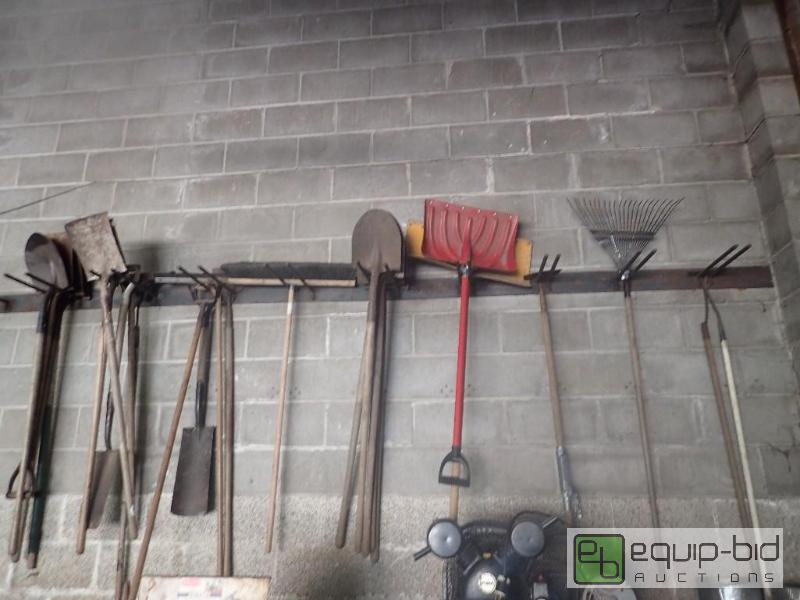 lot 780 image: Large Lot of Shovels,Shop Broom, Rakes