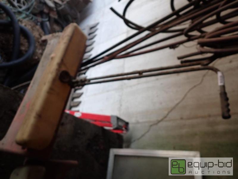 lot 81 image: 40 Lawn Chemical Spreader w Extra Attachment