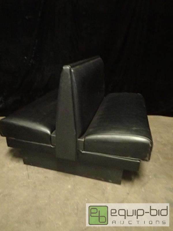 lot 1068 image: Double Dining Booth