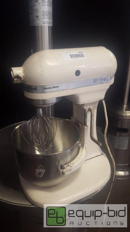 lot 4231 image: Kitchen Aid Residential Mixer