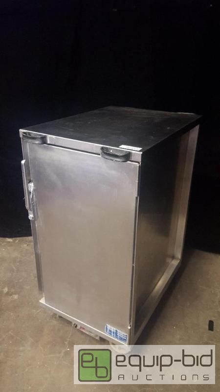 lot 4234 image: Stainless Full Size Heated Holding Cabinet on Casters