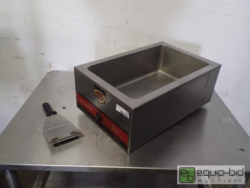 lot 6114 image: Wells Food Warmer