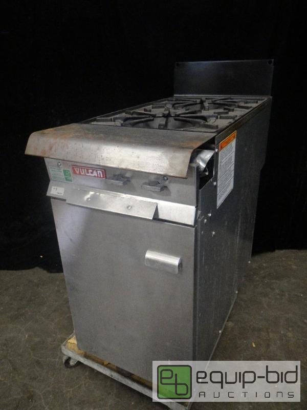 lot 7332 image: Vulcan Natural Two Burner Boiler Range