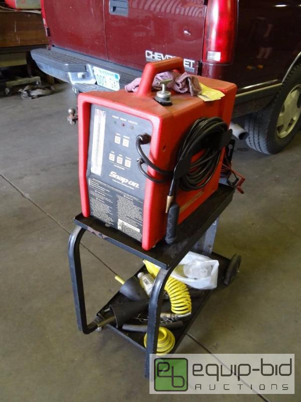 lot 535 image: Snap-On emissions tester (model EELD302A) w ...