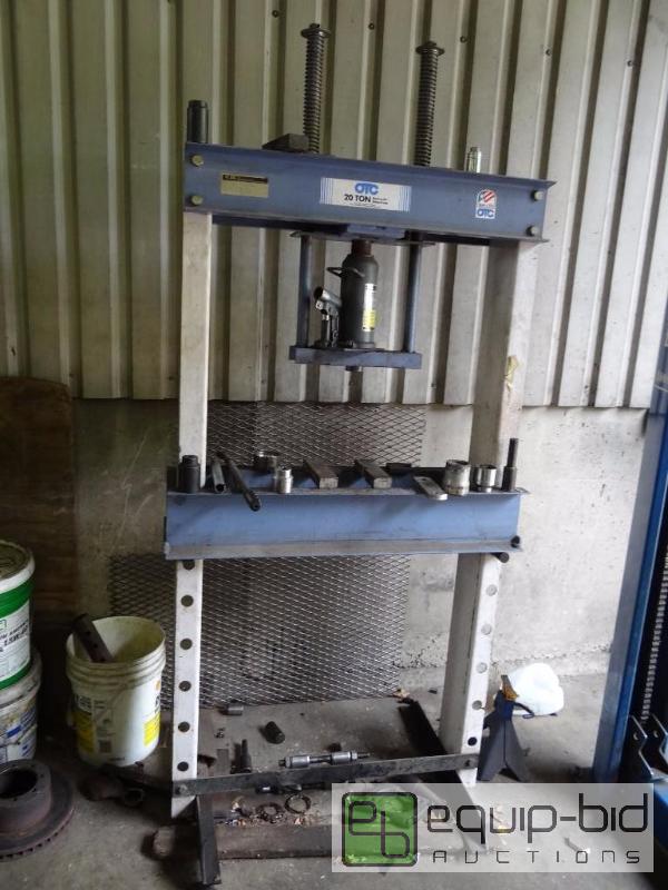 lot 548 image: OTC 20 ton hydraulic shop press (model 1824)...