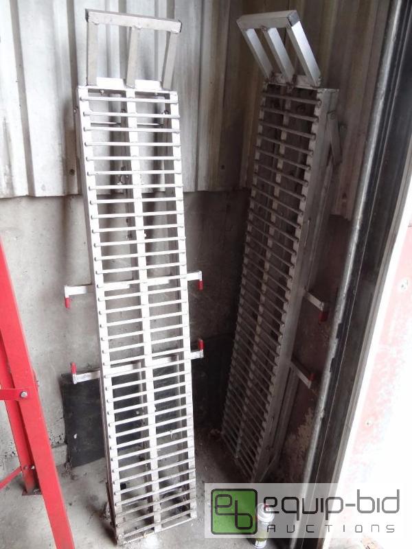 lot 550 image: set of 2 aluminum ramps...