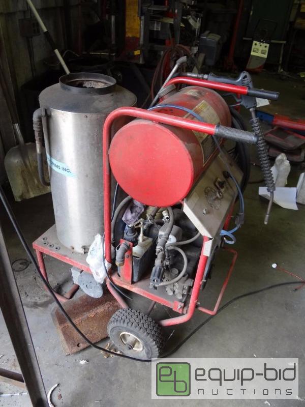 lot 555 image: Alkota Cleaning System Inc. heated power wash...