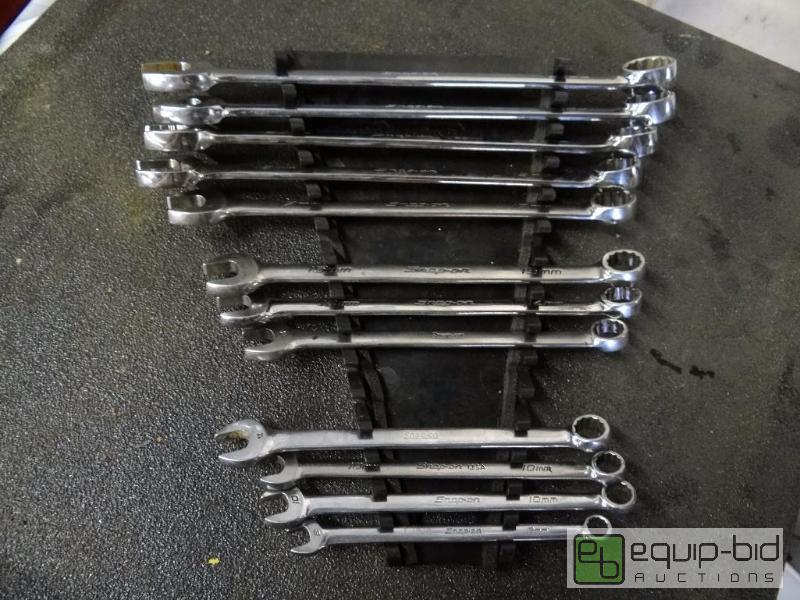 lot 579 image: Snap-on 12pc 8-22mm wrench set...