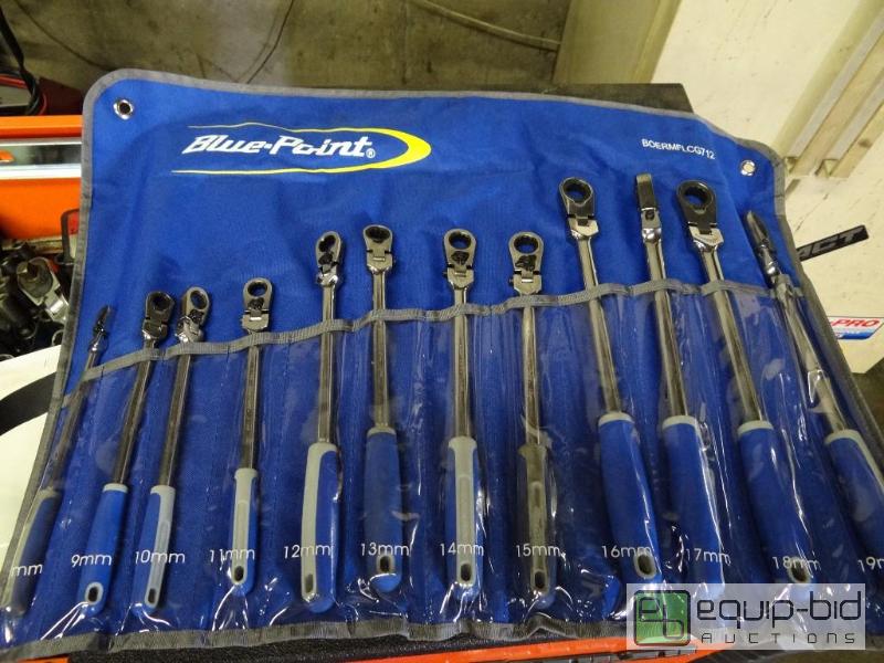lot 615 image: BluePoint 12pc swivel head ratchetting wrench...