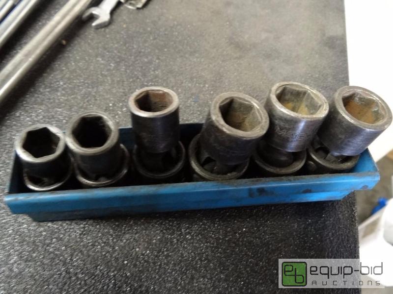 lot 625 image: Matco 6pc 12&quot woble impact socket set...