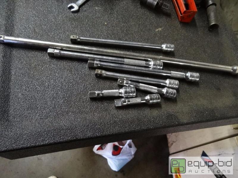 lot 626 image: Snap-On 8pc various size 38 extension lot...