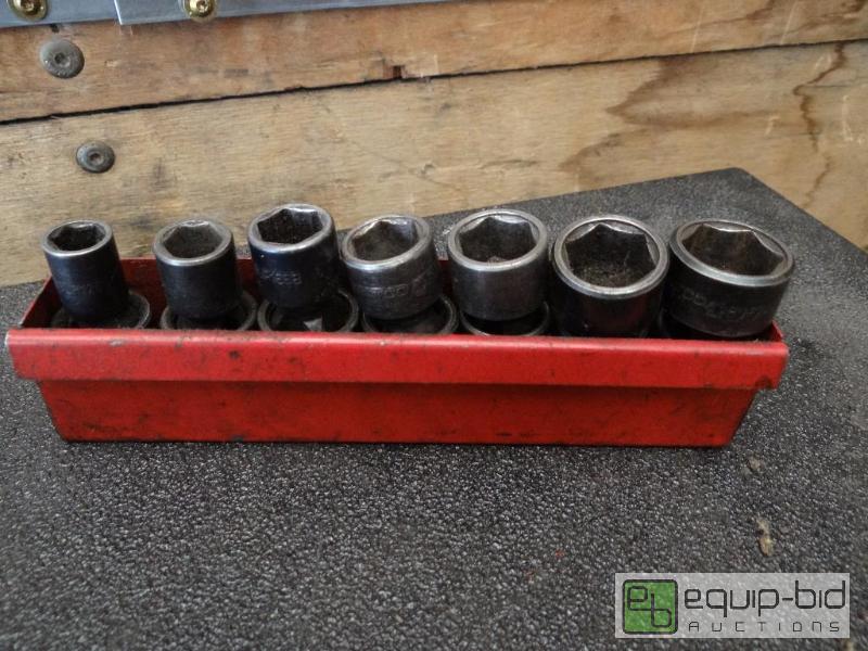 lot 630 image: Matco 7pc 38&quot woble impact socket set...