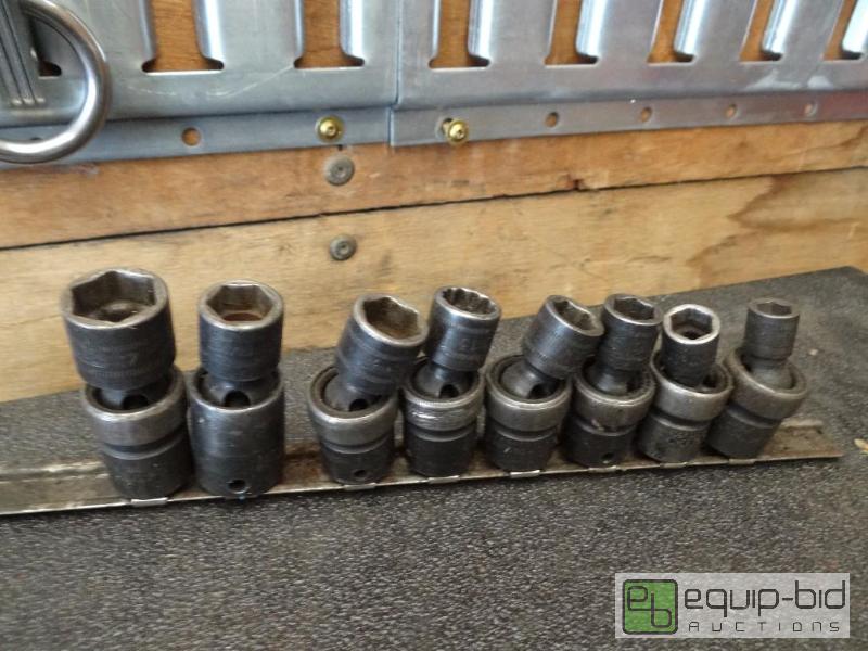 lot 632 image: Snap-on 38 wobble impact sockets -- 8 pieces...