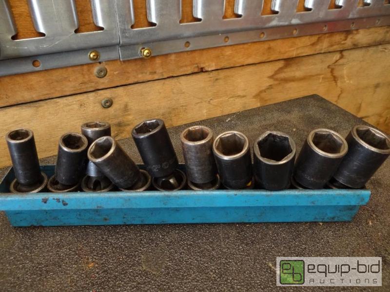 lot 635 image: Matco wobble impact 38 -- 10 piece -- 10 thr...