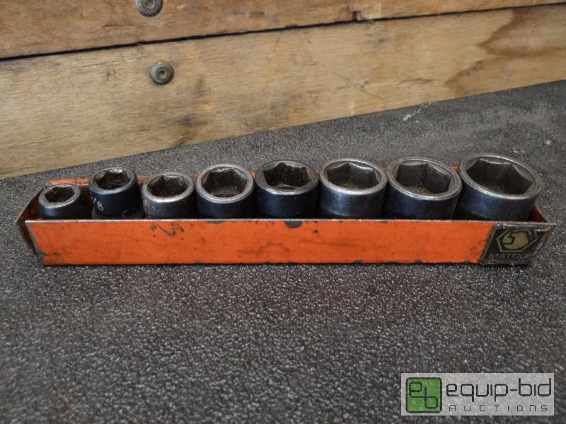 lot 637 image: Matco 516-34&quot 8 piece impact sockets...