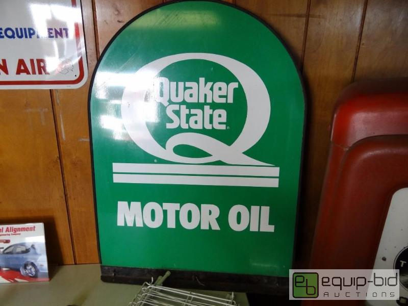 lot 640 image: Quaker State Motor Oil double sided tin sign...