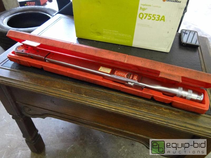 lot 650 image: Snap-on Torque Wrench TQFR-250C...