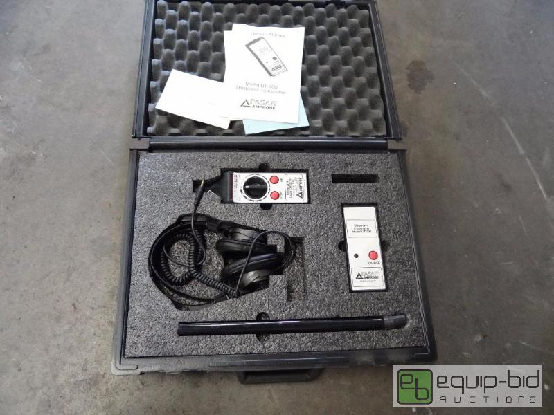 lot 695 image: Pasar Amprobe Ultrasonic Leak Detector...