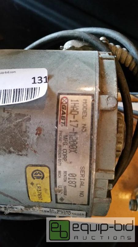 lot 71 image: COMPRESSOR